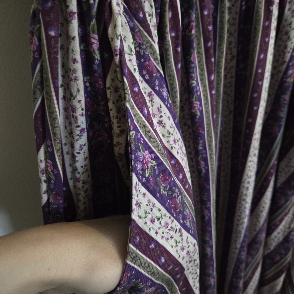 Super Cute Dresses L Nursing Dress - Picture 4 of 5